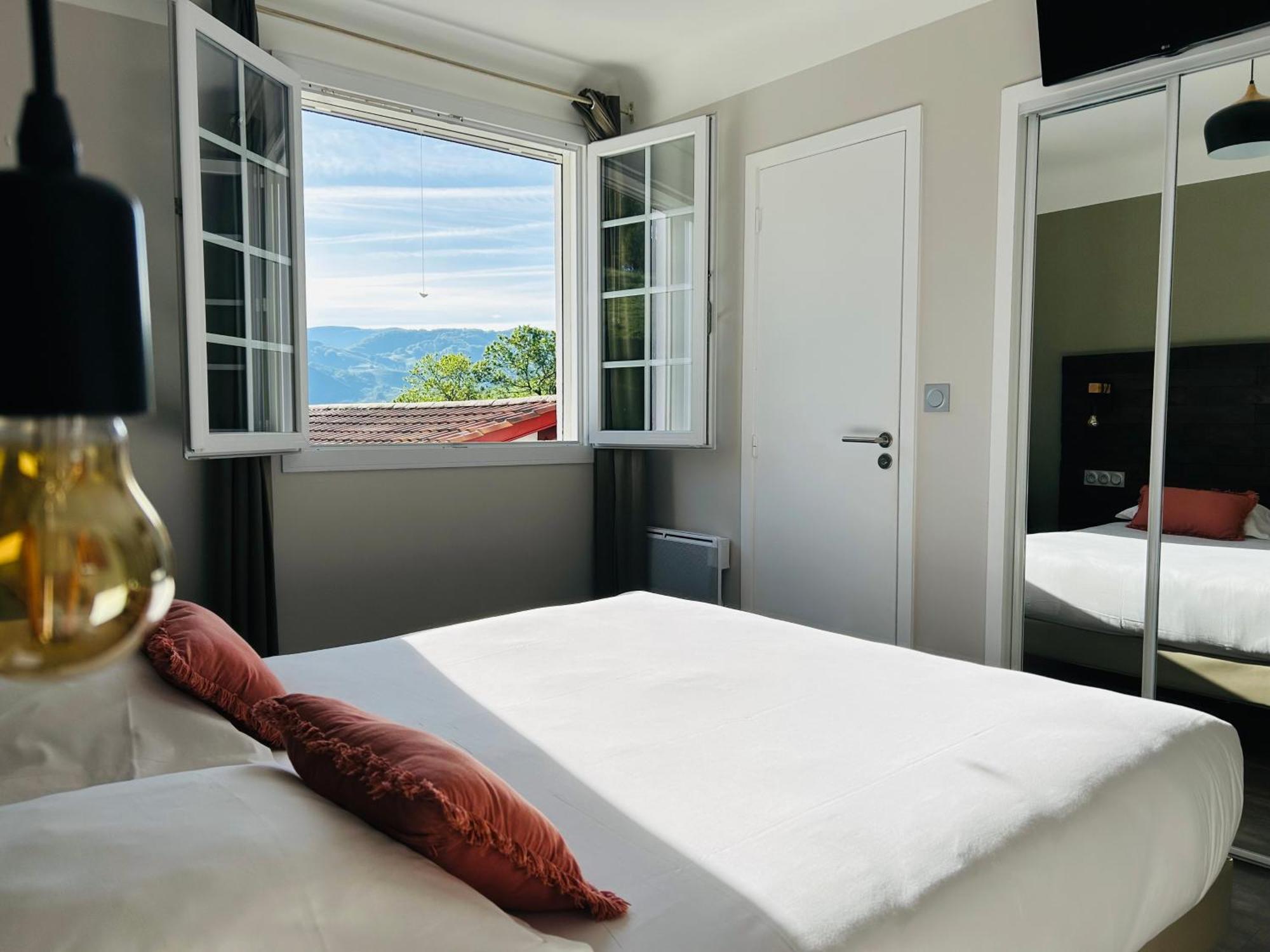 Logis Hotel St Sylvestre Aldudes Kültér fotó